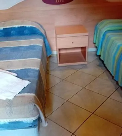 Mambly Ristorante Pizzeria فندق مبيت وإفطار *