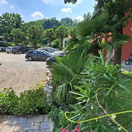 Mambly Ristorante Pizzeria * Galliate